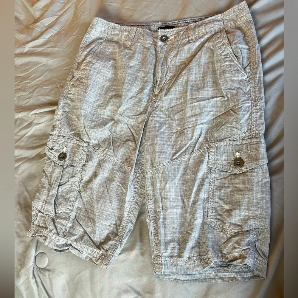 #31 Helix shorts